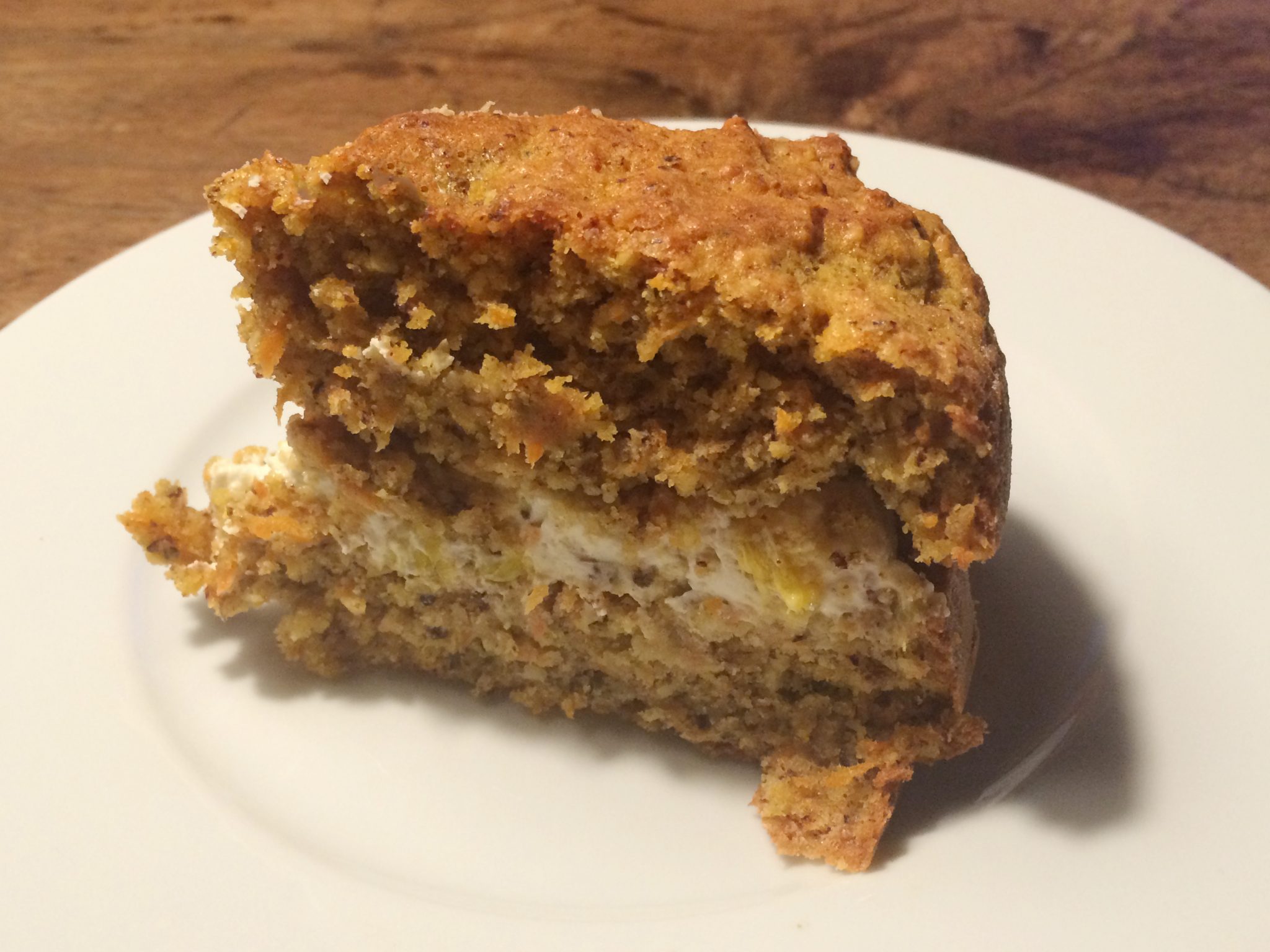 Karotten-Haselnuss-Torte – Backen mit Anna